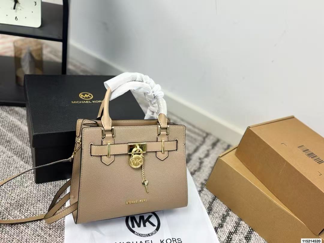 Brand new Michael Kors trendy  - Women'S Tote Bags Michael Kors ulasan dan harga