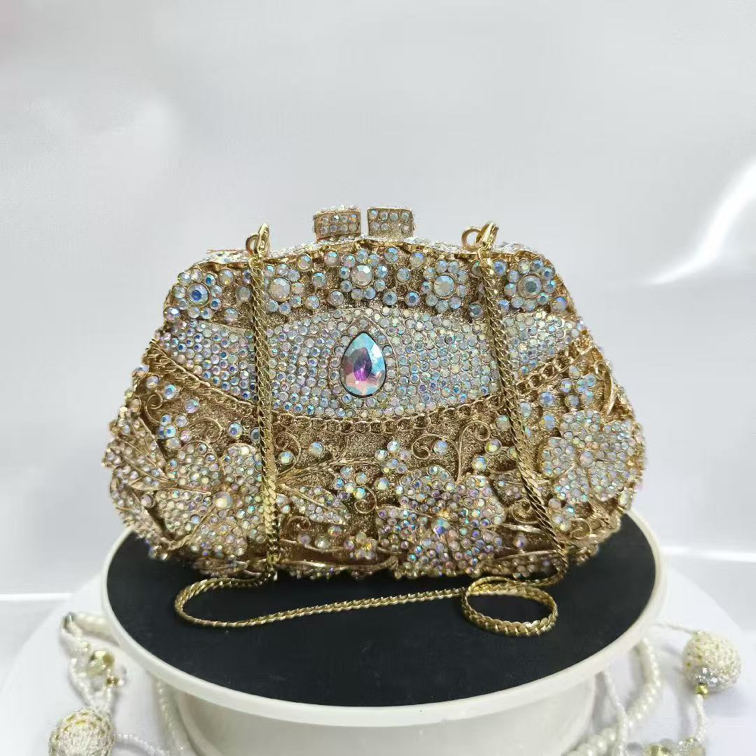 Gold Metal Flower Diamond Even - Women Bags Golden ulasan dan harga