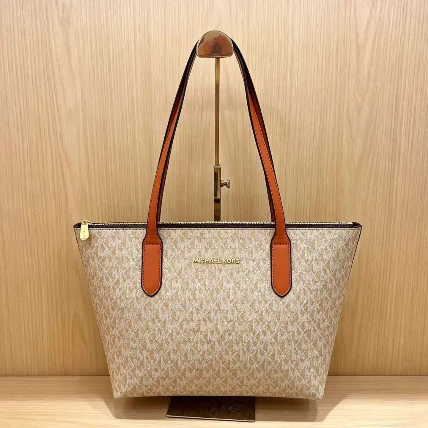 Michael Kors Mercer New Simple - Women'S Tote Bags Michael Kors ulasan dan harga